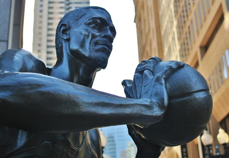 Bill Russell's receiving special honor by NBA 